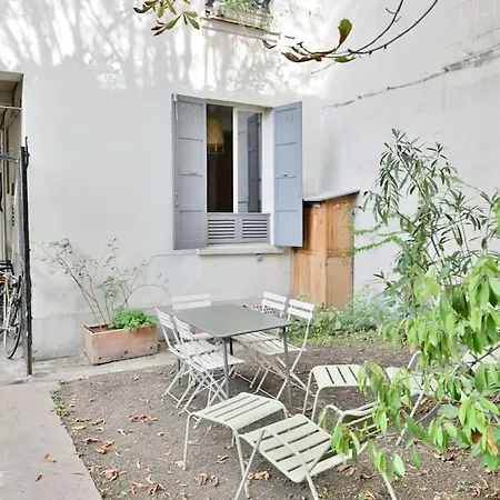 Apartment Studio Cache, Canal Saint-martin Paris