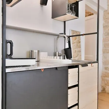 Studio Cache, Canal Saint-martin Apartment Paris