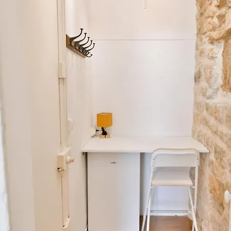 Apartment Studio Cache, Canal Saint-martin